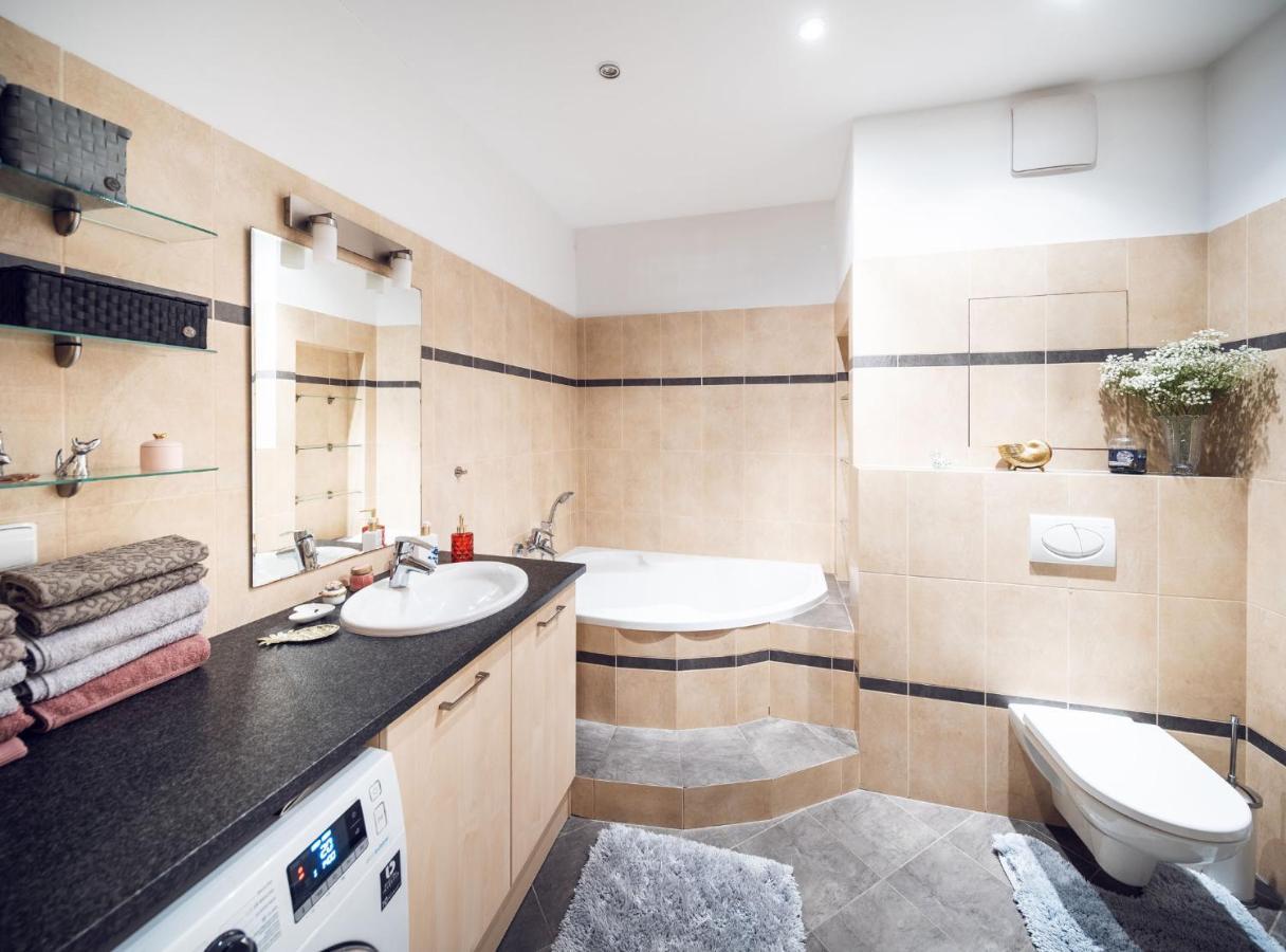 Silvie Apartments - Hejcin Alamóc Kültér fotó